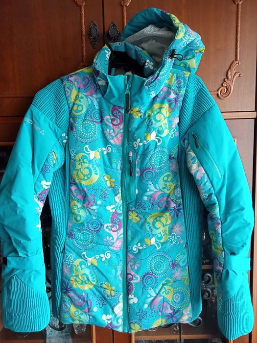 Верхняя одежда костюм зимний, пальто, пуховик