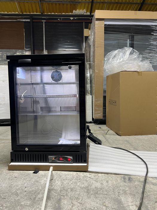 Vitrina frigorifica minibar cu led si racire pein ventilare