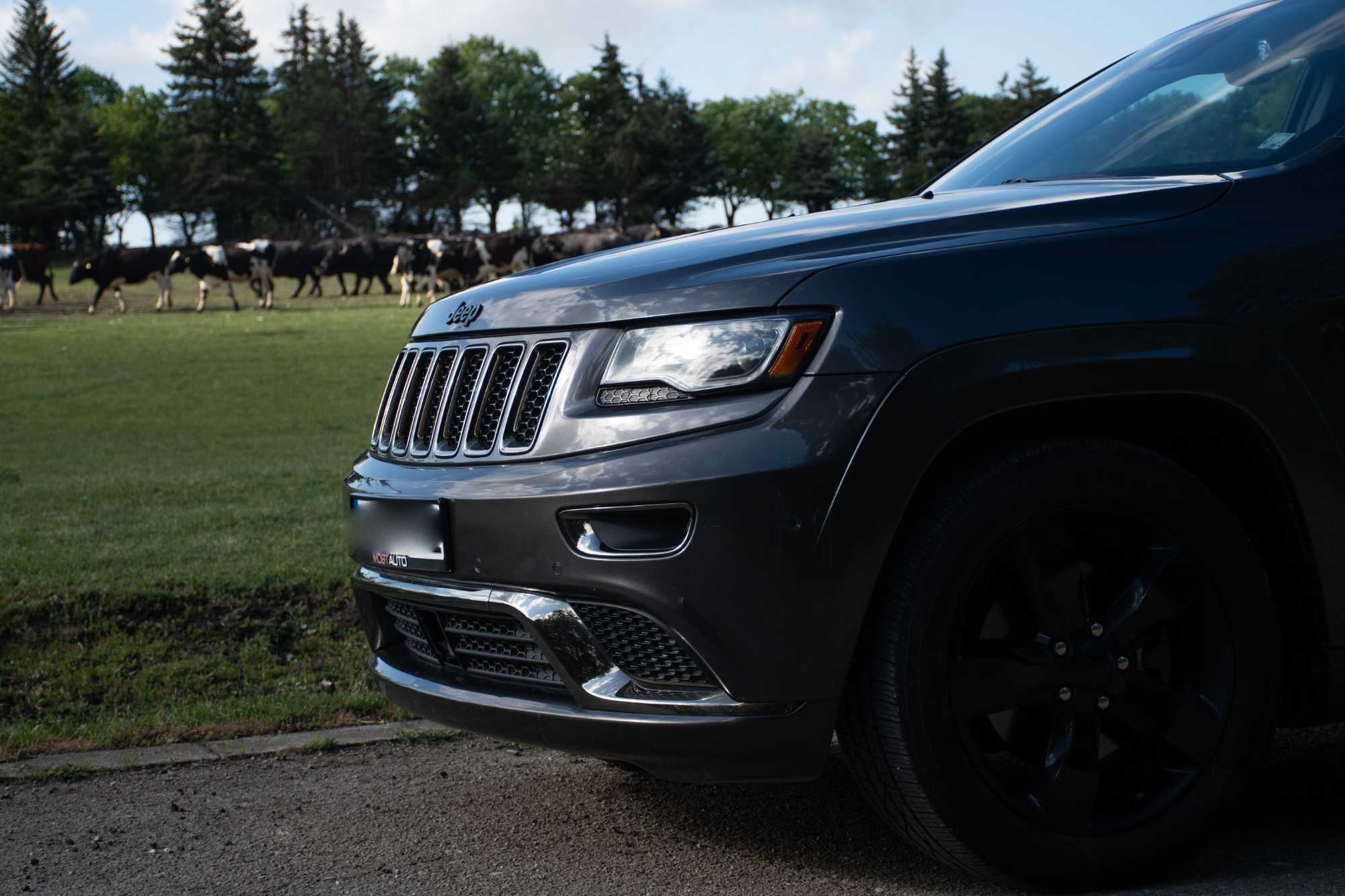 Jeep Grand Cherokee WK2 за балове, сватби и други празненства