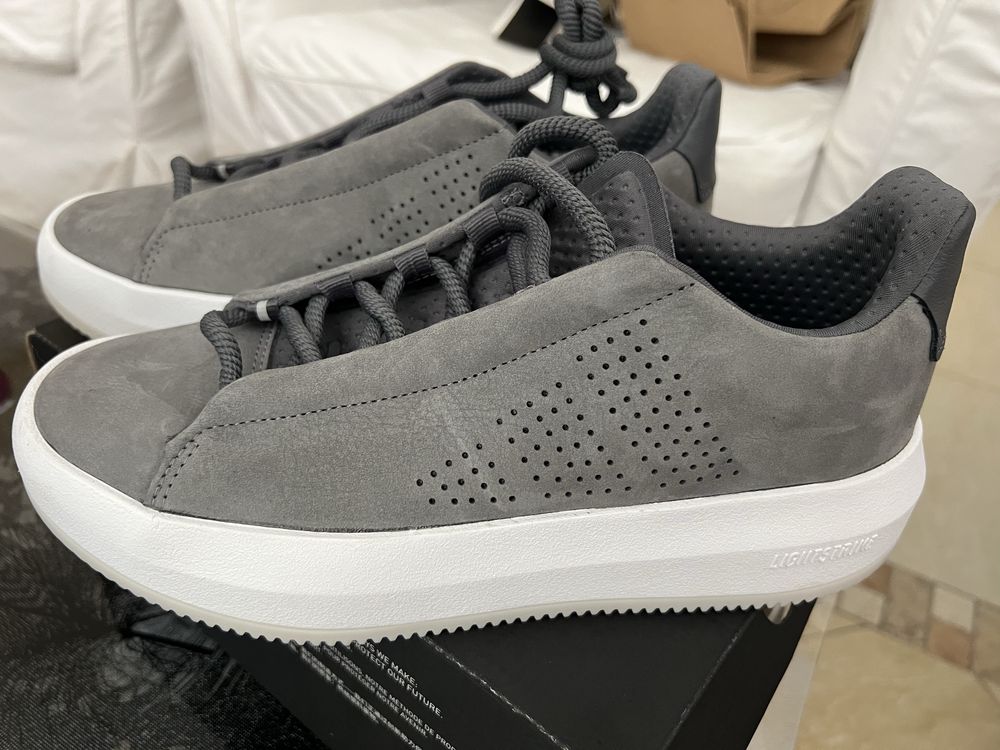 Adidas маратонки