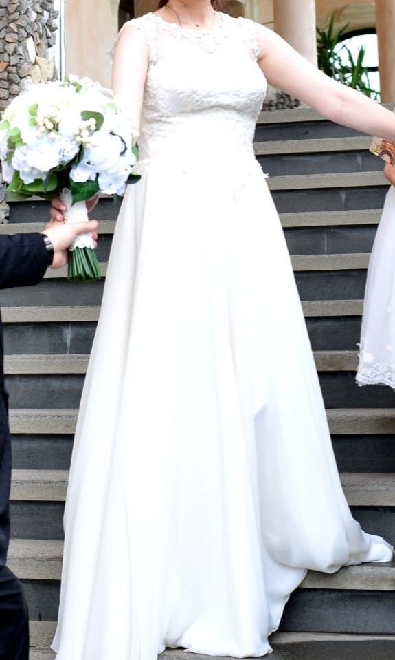 Vând rochie de mireasa