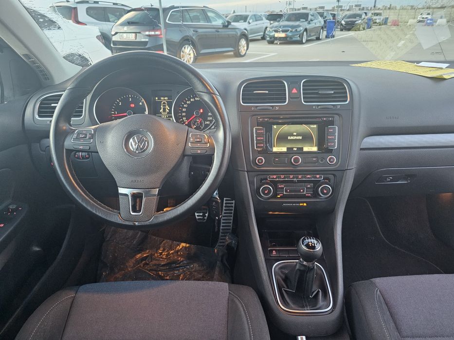 Golf 6 , 2.0 diesel anul 2013 ! 140 de cai !