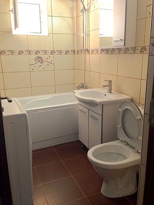 PF, vand la Palas, Dorna Medical, Apartament 2 Camere Decomandat