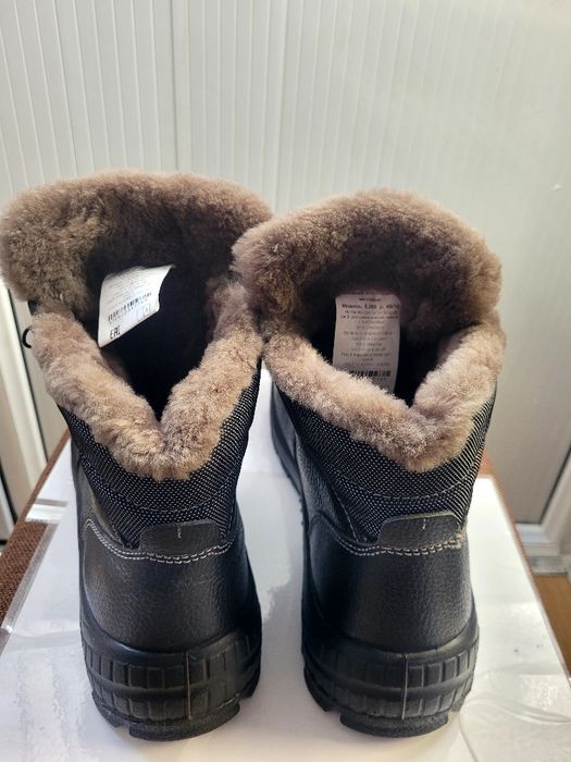 Зимние меховые ботинки