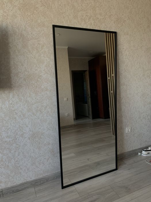 Зеркало на весь рост
