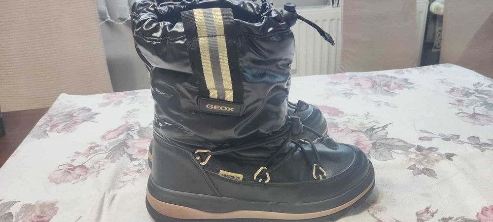 Детски ботуши Geox