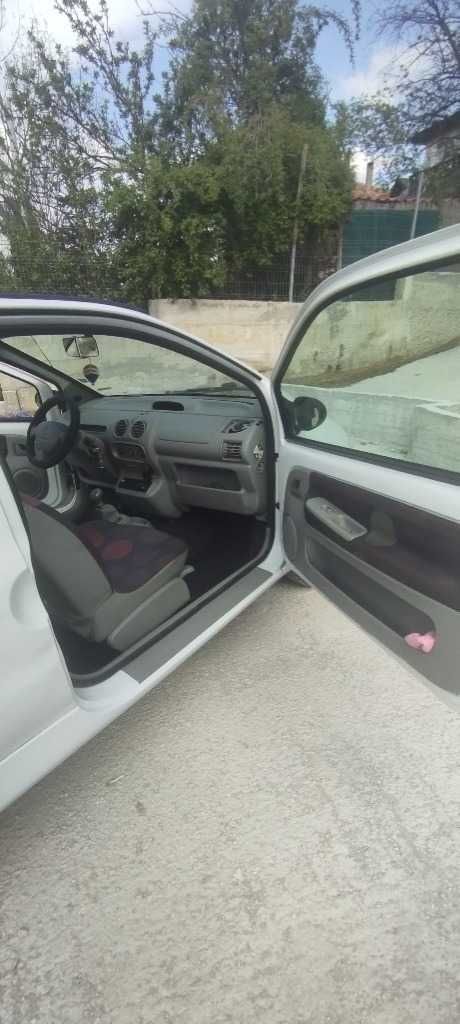Renault Twingo 1.2i - 1800лв