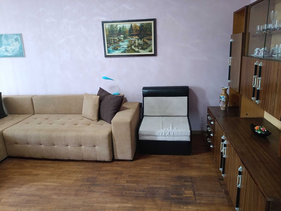 Дава се под наем Едностаен апартамент в Варна, Възраждане 1 - 43 кв.м за 320 € - Снимка #1