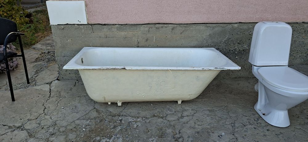 Продаю ванну из чугуна