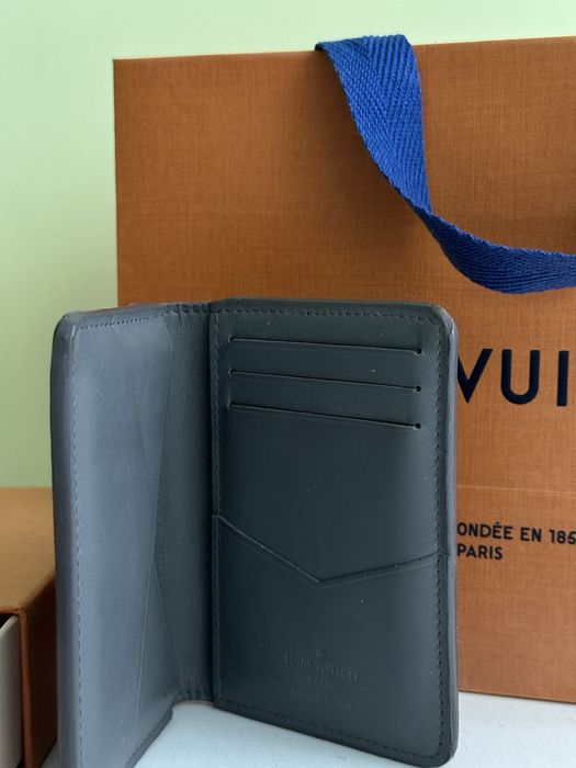 Louis Vuitton CardHolder