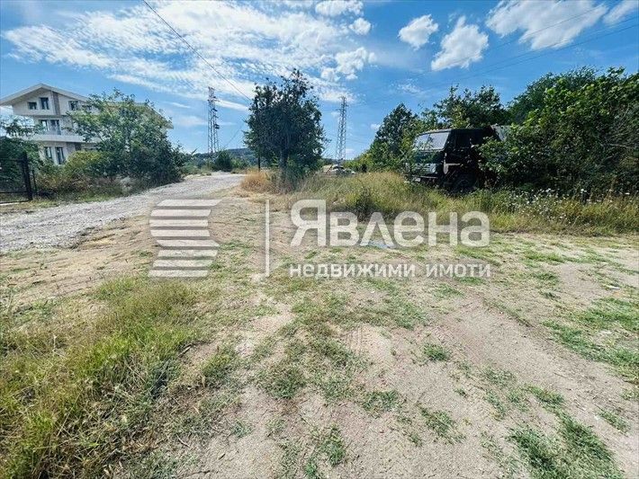 Панорамен парцел!