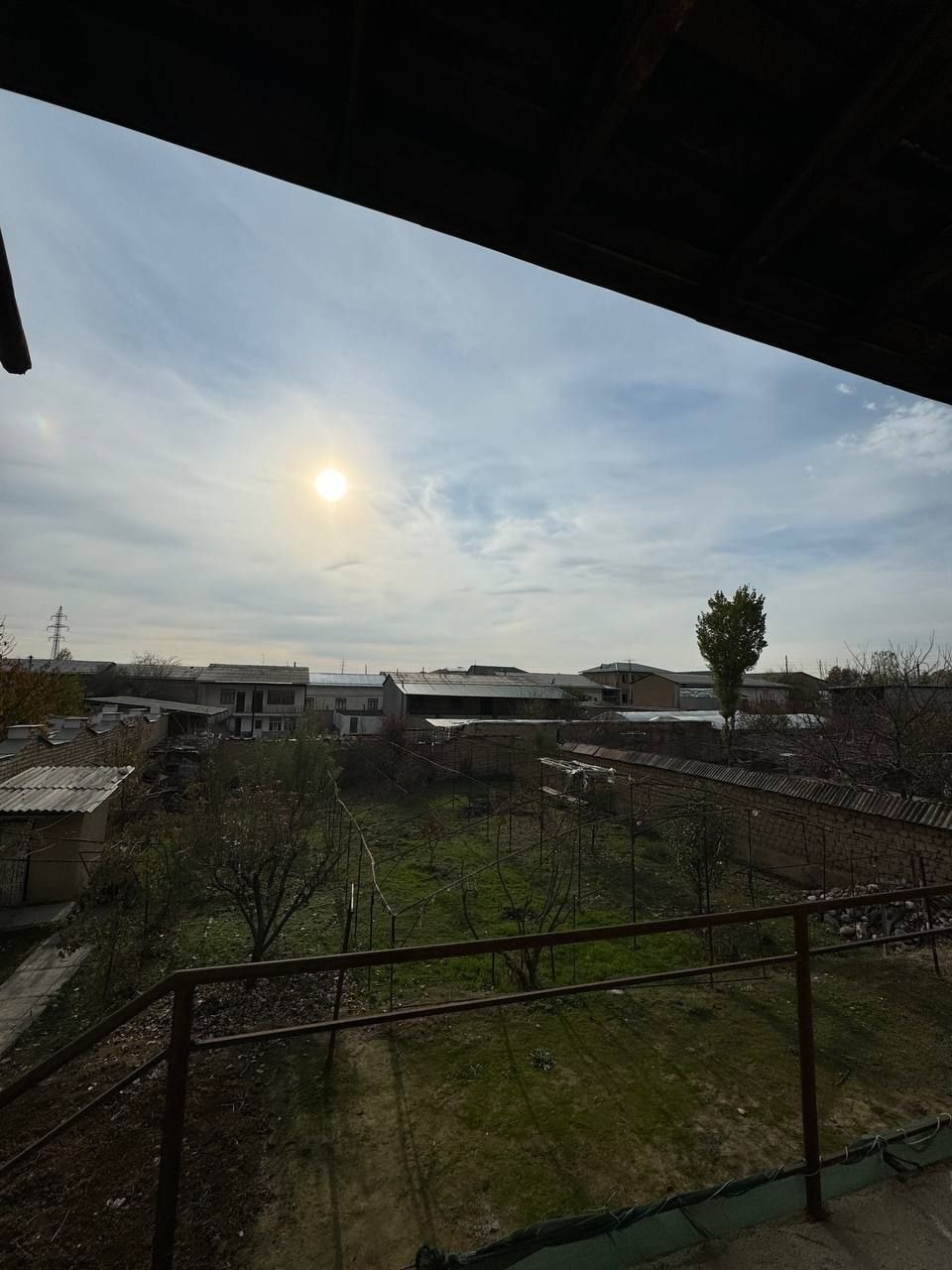 Срочно ер Yer sotiladi Qibray o'nqo'rg'onda limonzor ko'chasi
