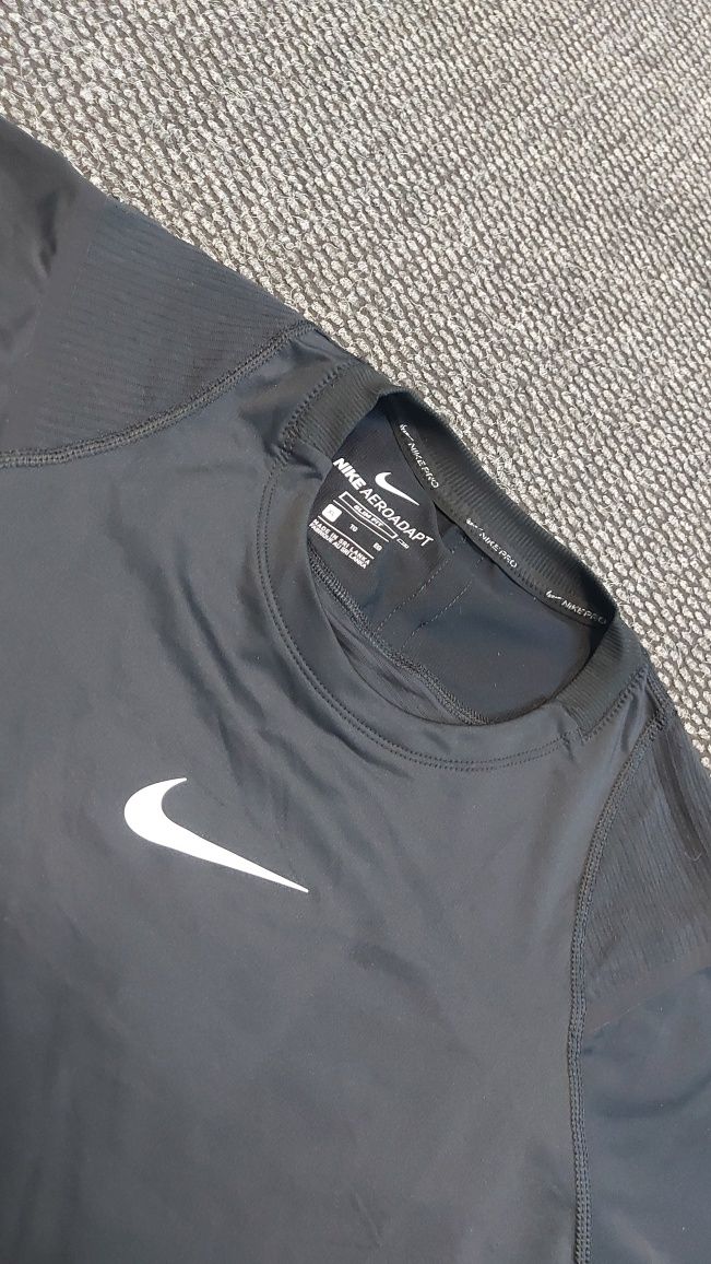 Nike pro aeroadapt тениска XL