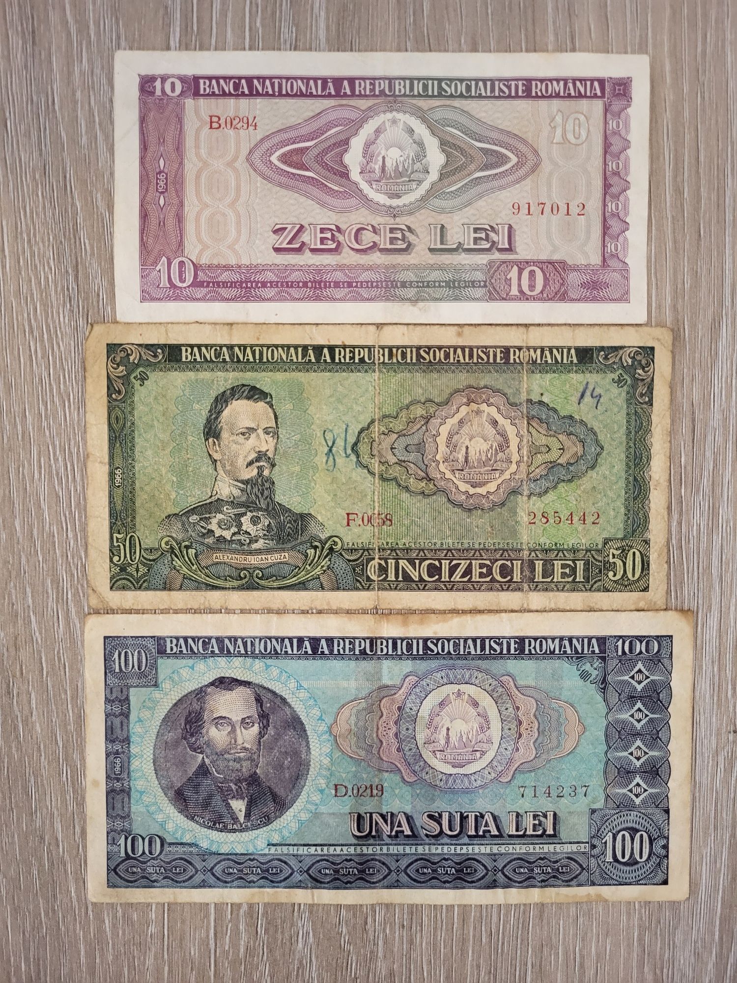 Lot 14 bancnote România regalista, socialista și post-decembrista