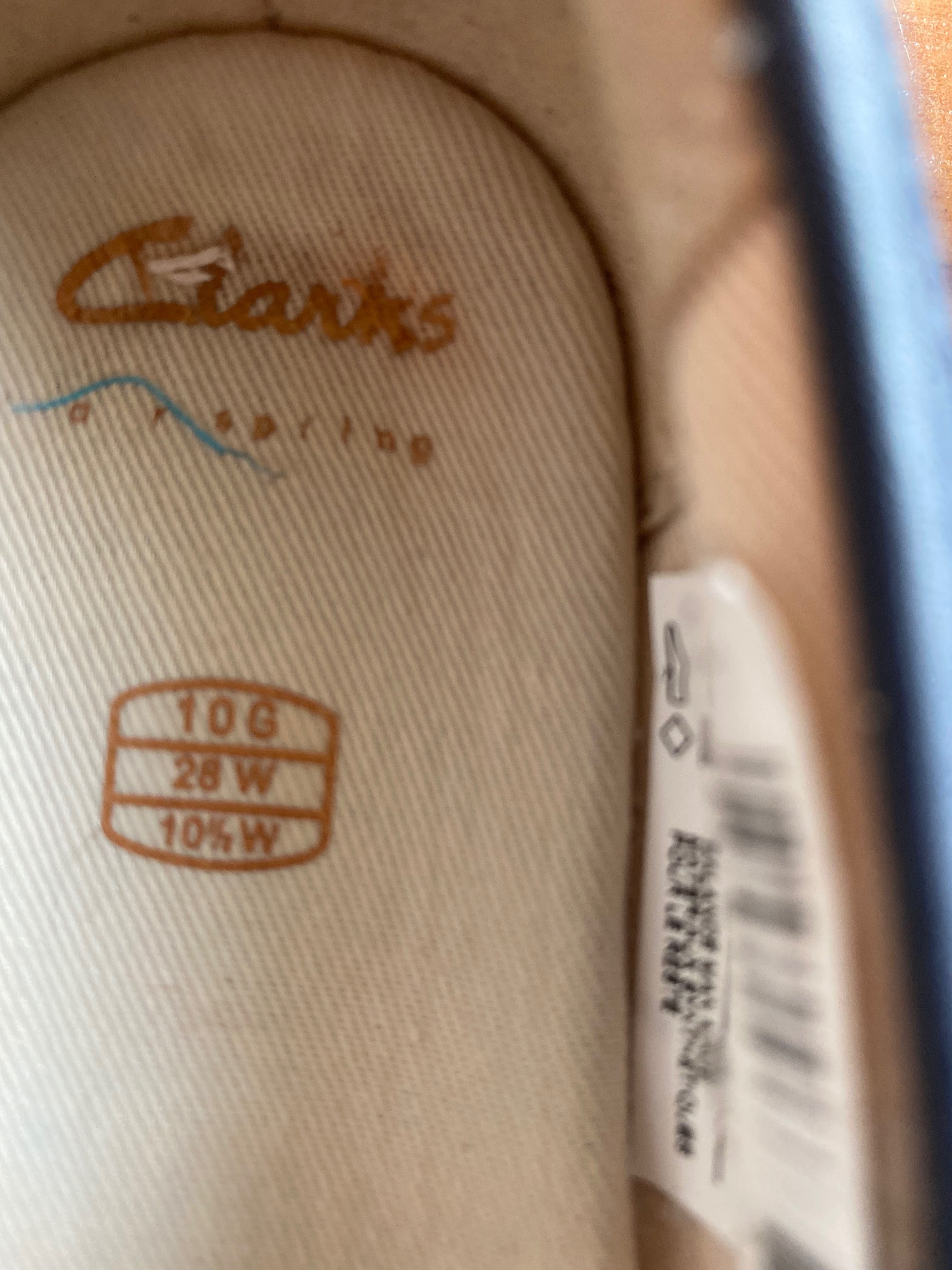 Pantofi fetite Clarks marime 28 ( 10 Uk) inchidere arici