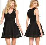 GUESS- M - дантелена черна рокля