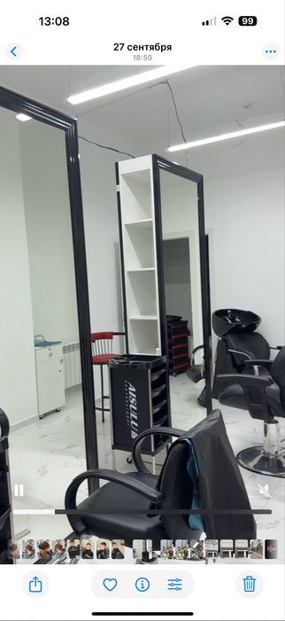 Срочно продам зеркало со встроенным шкафом