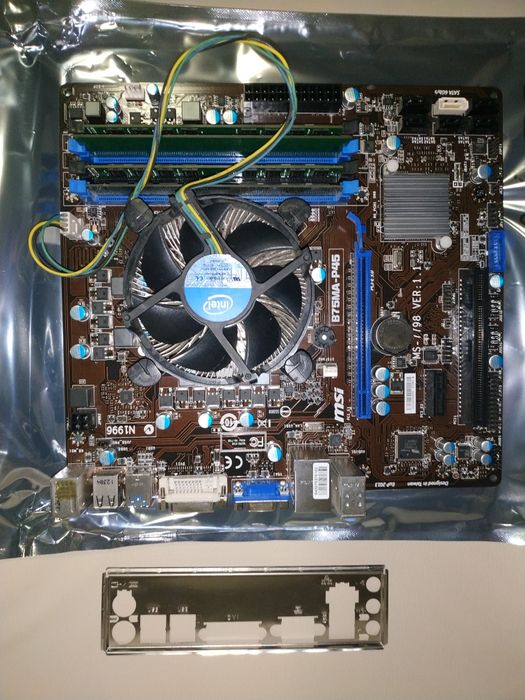 Kit  Placa de baza MSI Procesor i7 si 16gb ddr3