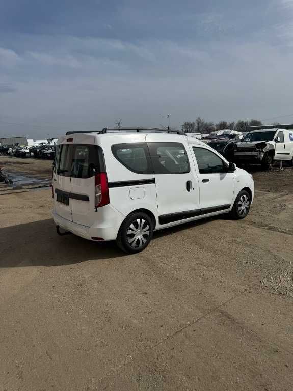 Dezmembrari Dacia Dokker Cutie viteze manuala 2013 1.5 DCI