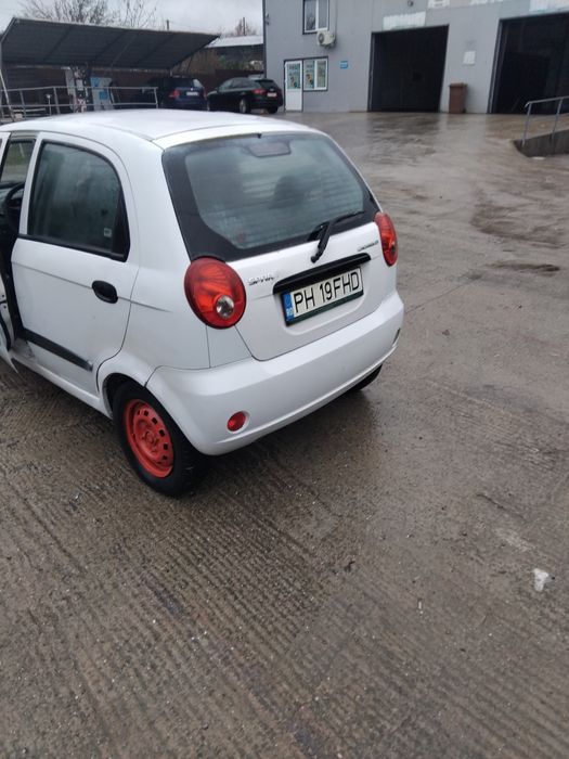 Vând Chevrolet  benzina