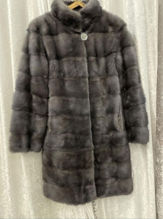 Верхняя одежда . Шуба норковая