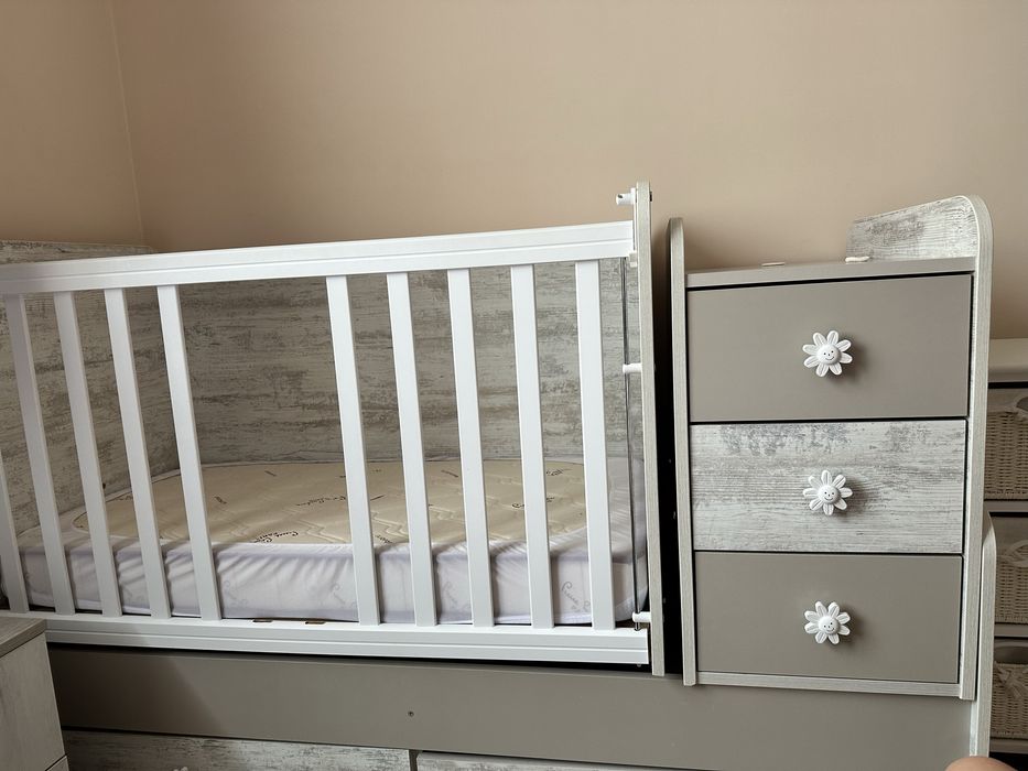 Кошара/ Трансформиращо се легло+матрак Pierre Cardin