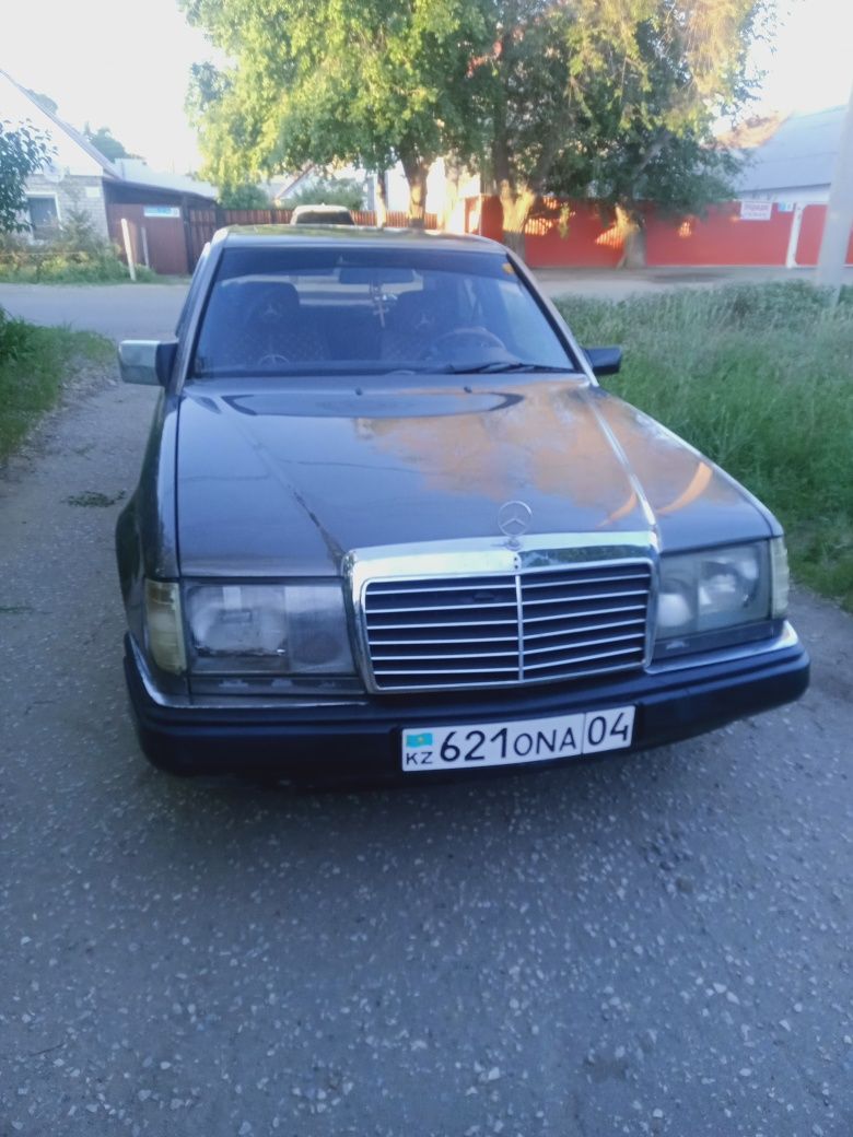 Продам Мерседес E200,