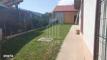 Casă spațioasă de vânzare în comuna Roșia .COMISION 0%