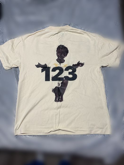 тениска Fear of God x RRR123 колаборация