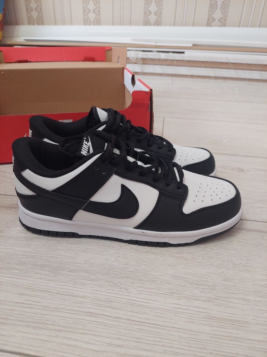 Nike Dunk Low Panda ,новые,40 размер