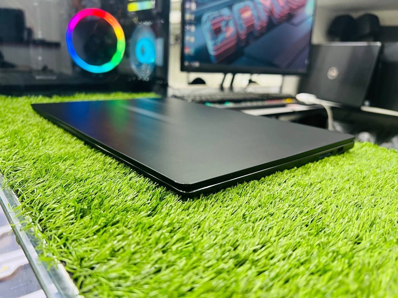 Lenovo noutbook sotiladi. Core i5 8/256 ssd