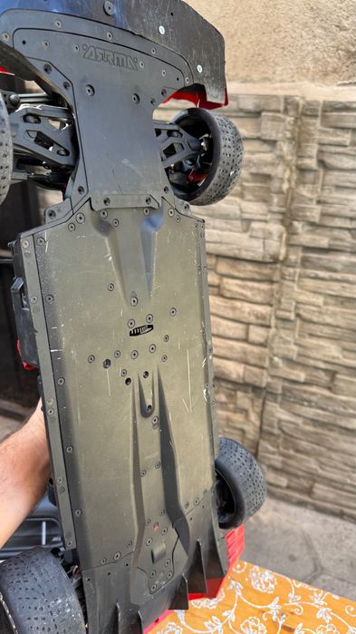 1/7 Arrma Felony 6s RTR