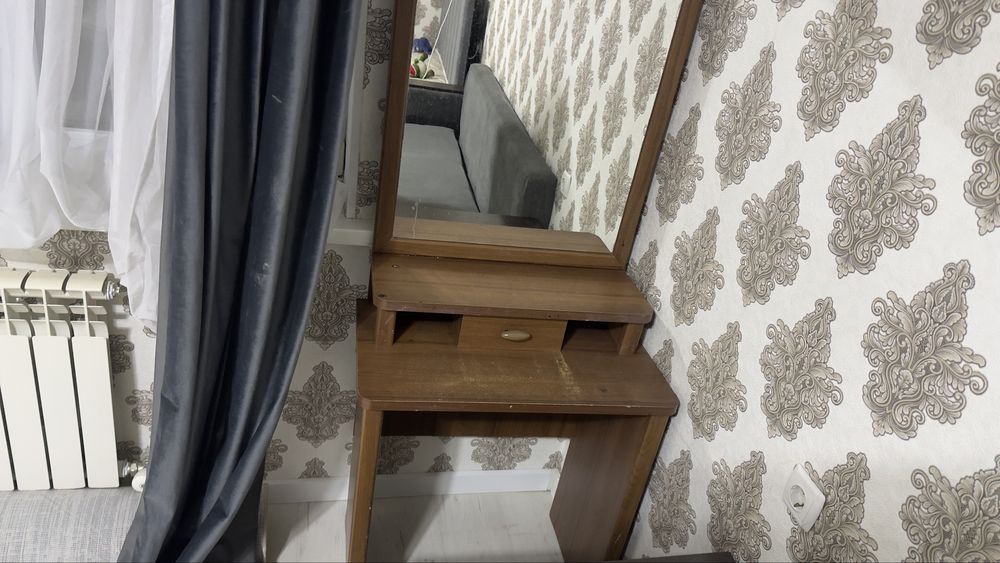 Туалетный столик