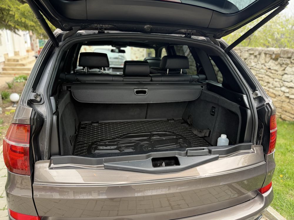BMW X5 E70 Facelift 3.0D 245cp N57 automat 8 trepte panoramic Euro 5