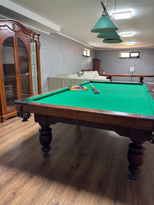 Продаётся бильярдный стол