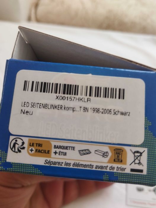 Продавам LED странични мигачи