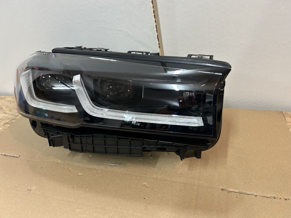 Far faruri bmw G30 G31 lci led adaptiv shadow seria 5