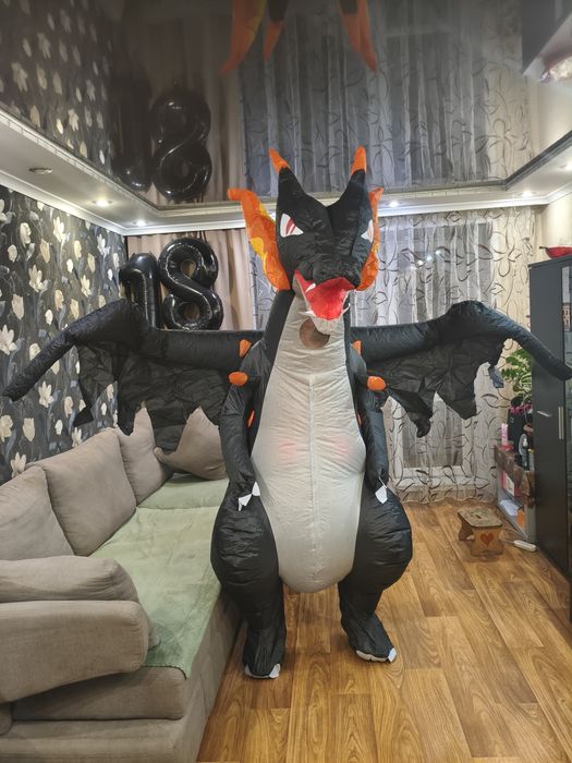 Продам костюм дракона