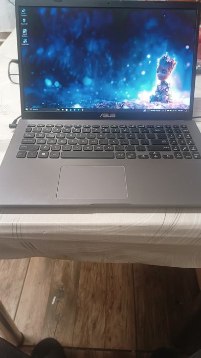 Vând laptop Asus x509FL