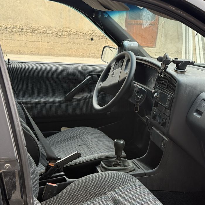 Passat B3 1.8 моно