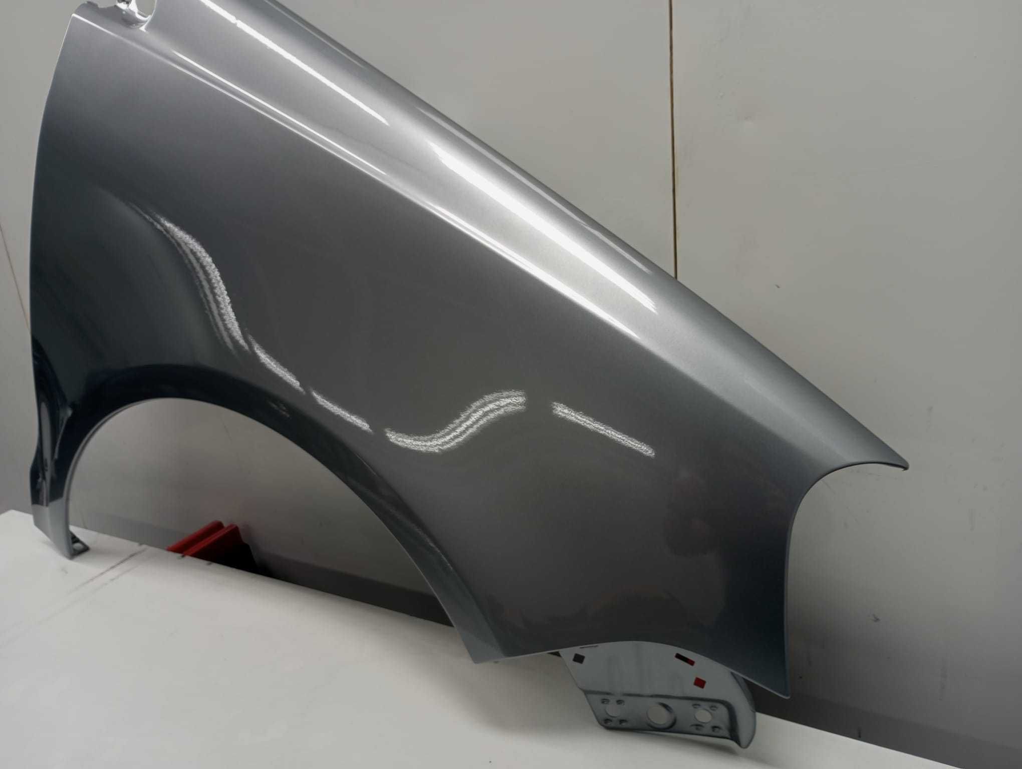 Aripa Fata Dreapta VW Polo 6 VI 9N An 2005-2009 (LA7R (Gri))