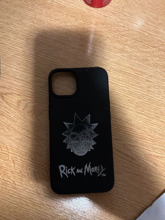 Vand husa iphone 13 PRET NEGOCIABIL