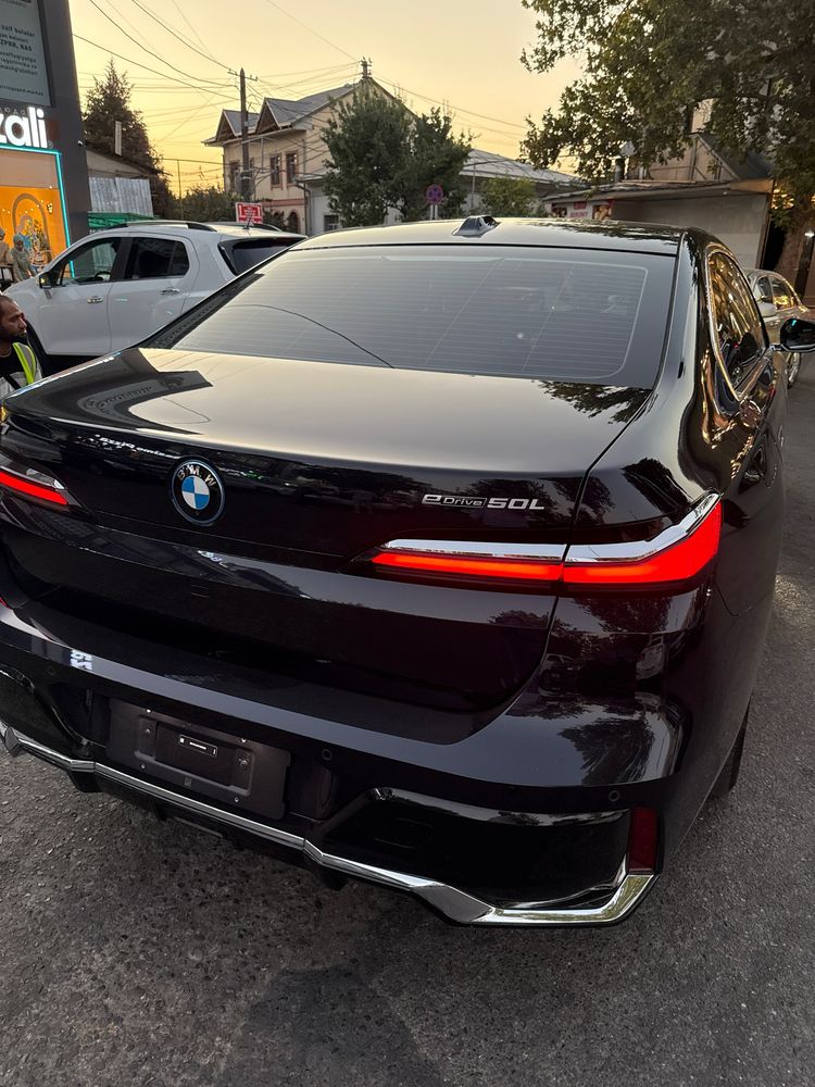 Bmw i7 2023 full