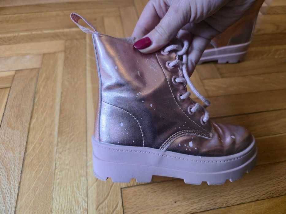 Ghete H&M fete nr. 27