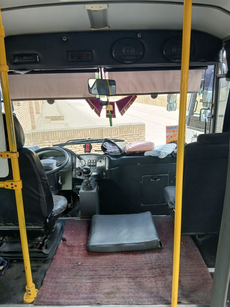 Isuzu aftobus 2011 yili