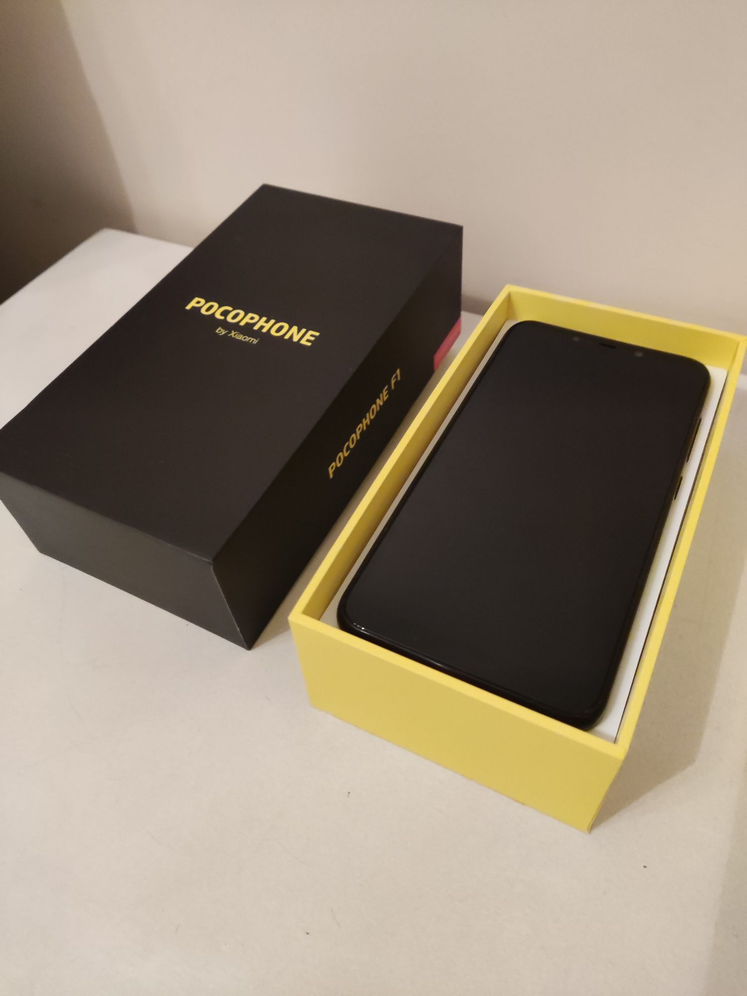 Xiaomi pocophone f1