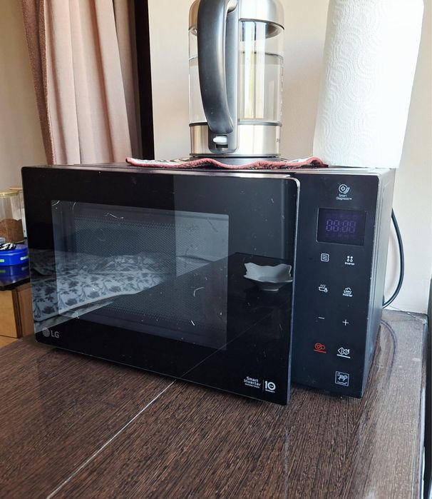 Микроволновка.