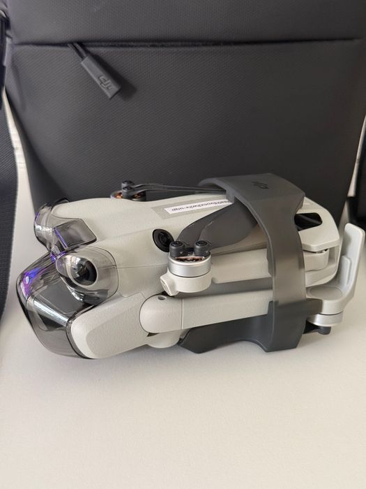 DJI Mini 4 Pro Fly More Combo