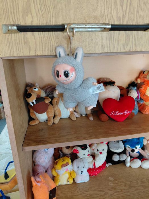 Малки и Големи плюшени играчки