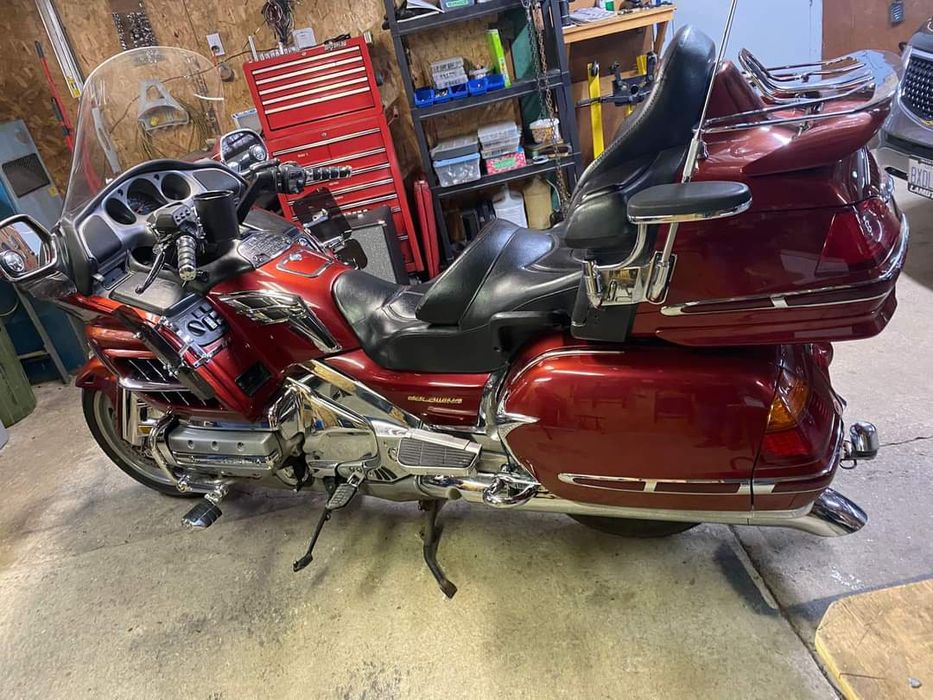 Vând proiect HONDA GOLDWING 1800,2002,abs,Canada,full